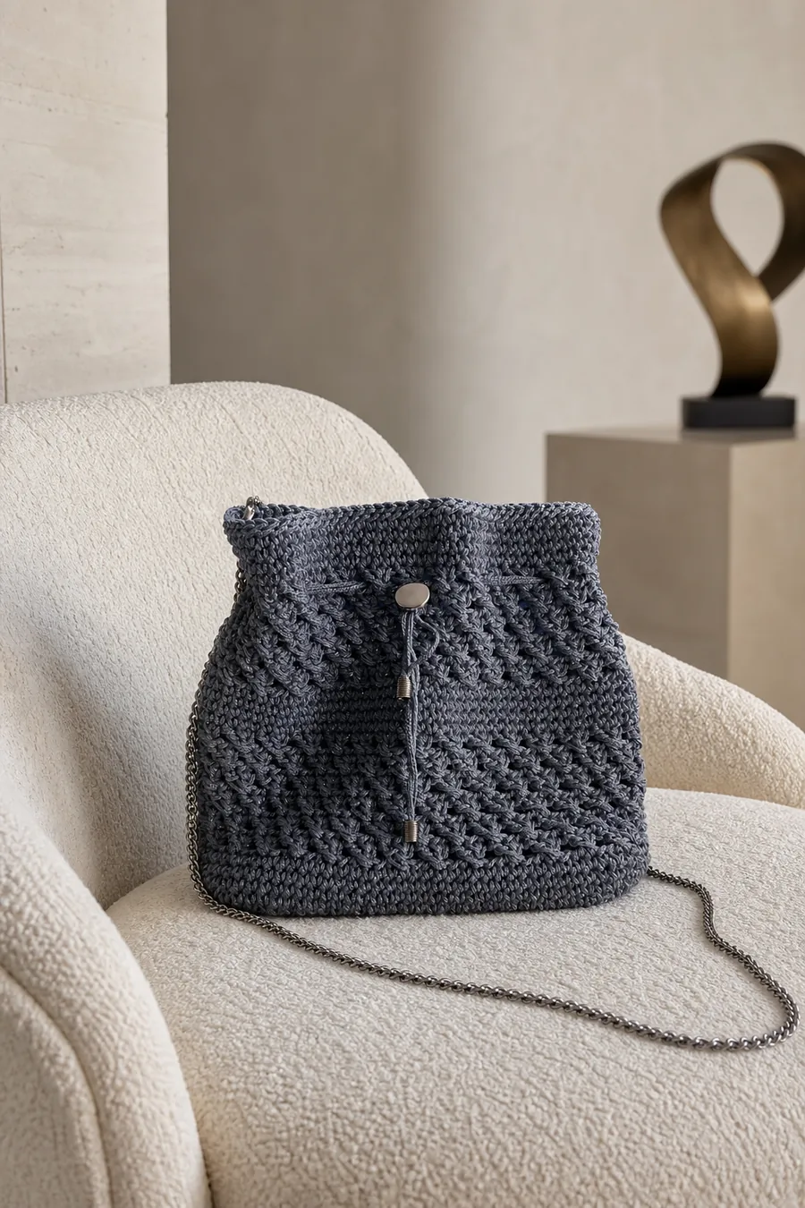 Bolsa Bucket de Crochê com Corrente